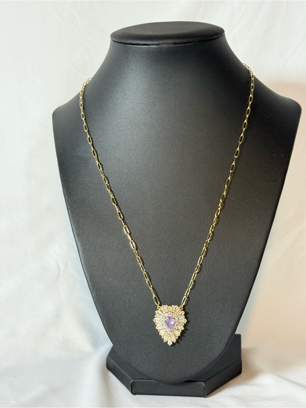 It's The Look That Loves You Gold & Purple Pendant Necklace NWT